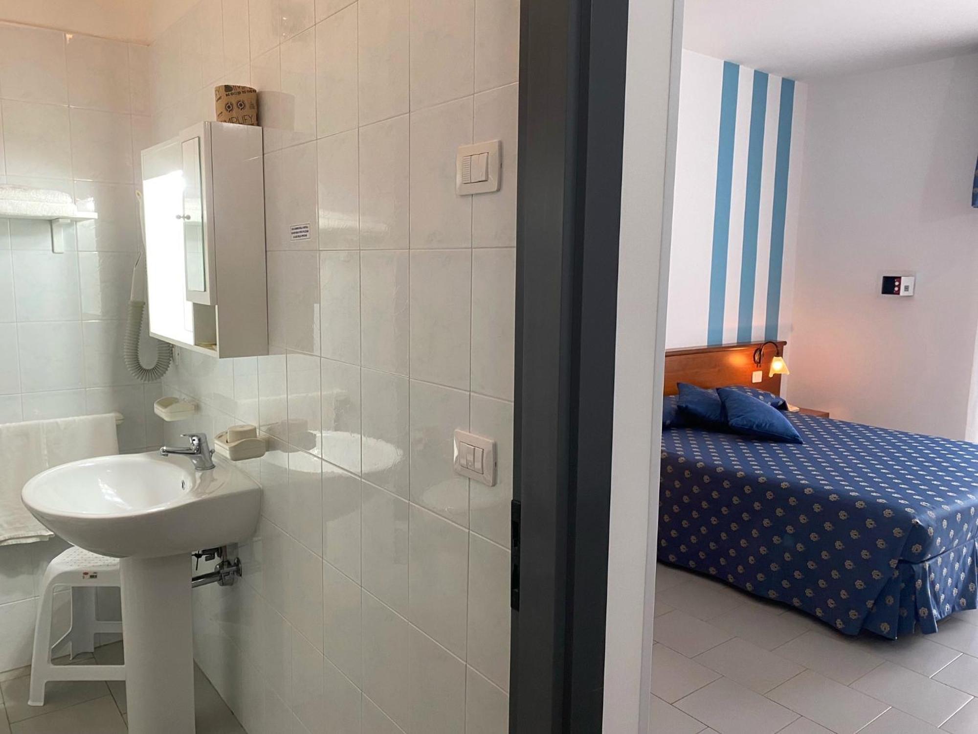Hotel Villaggio Aurora San Pietro in Bevagna Esterno foto