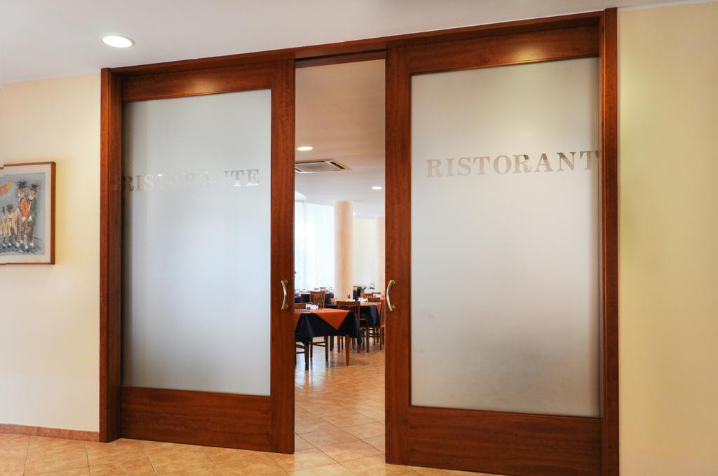 Hotel Villaggio Aurora San Pietro in Bevagna Esterno foto